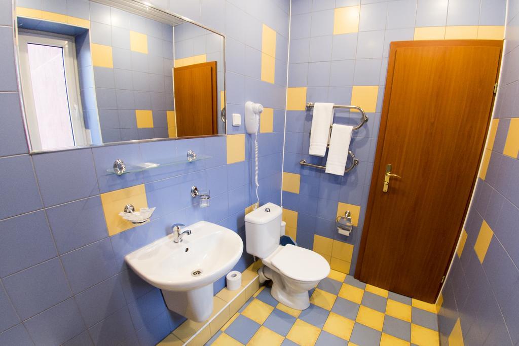 דרוסקינינקאי Inza Guest House מראה חיצוני תמונה