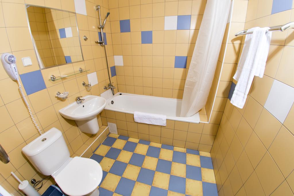 דרוסקינינקאי Inza Guest House מראה חיצוני תמונה