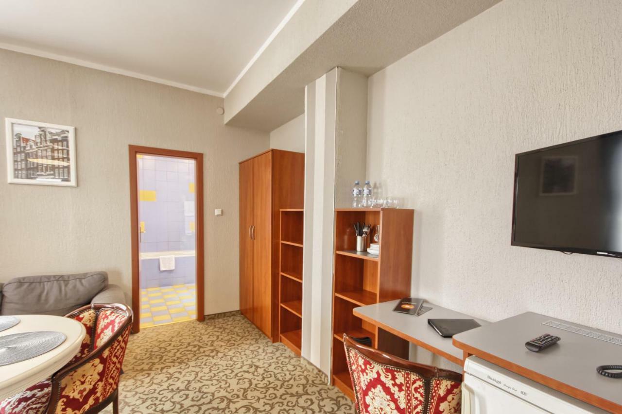 דרוסקינינקאי Inza Guest House מראה חיצוני תמונה